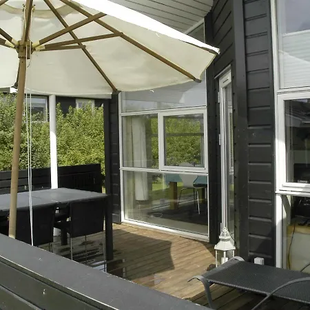 Holiday home 6 Person In Tranekaer-by Traum