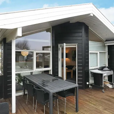 Holiday home 6 Person In Tranekaer-by Traum Faebaek